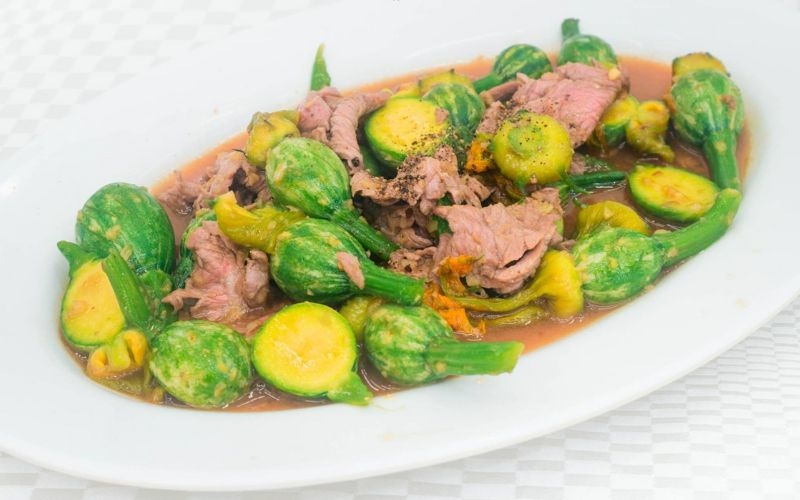 Bí nụ xào thịt bò