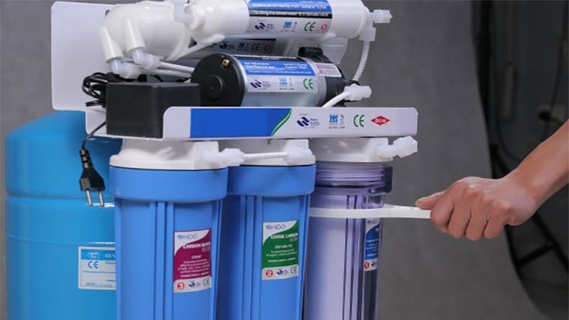 Bình áp máy lọc nước bị rò nước hình 4