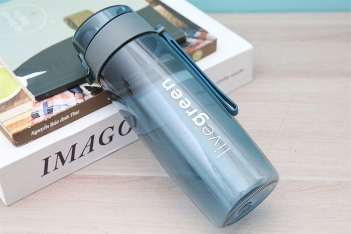 bình đựng nước thể thao 6