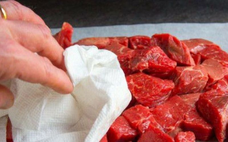 bò bít tết sốt kem 4