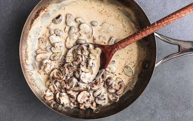 bò bít tết sốt kem 6