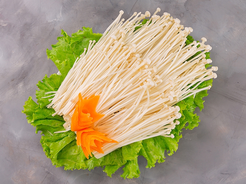 bò cuộn nấm kim châm bằng nồi chiên không dầu 6