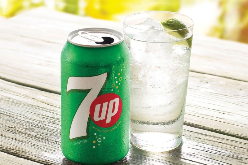 Bỏ gì vào nước để hoa tươi lâu