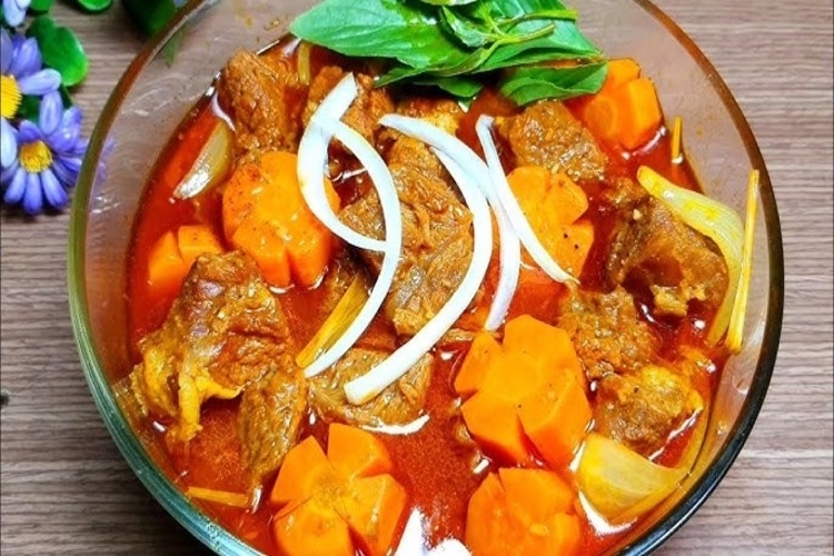 Bí quyết nấu bắp bò hầm nước dừa thơm ngon đậm vị truyền thống ai cũng làm được
