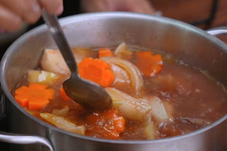 Bò hầm rau củ hình 5