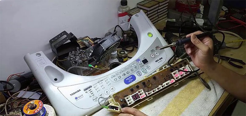 Bo mạch máy giặt bị hư hình 5