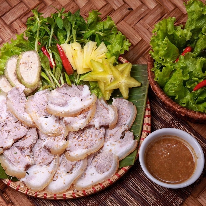 thanh pham bo to cuon rau rung