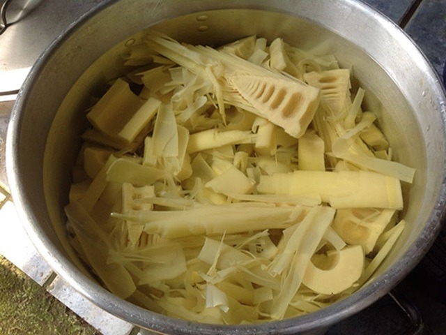 Bò xào măng chua hình 7