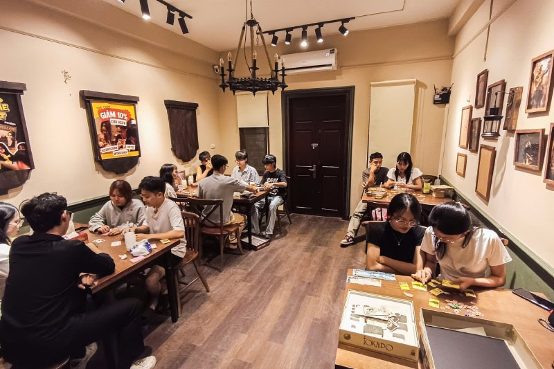 Nona Cafe & Boardgame