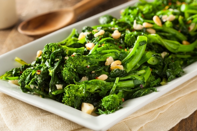 Bông cải xanh xào tỏi