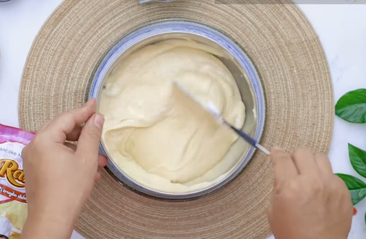 bột bánh rán hình 8