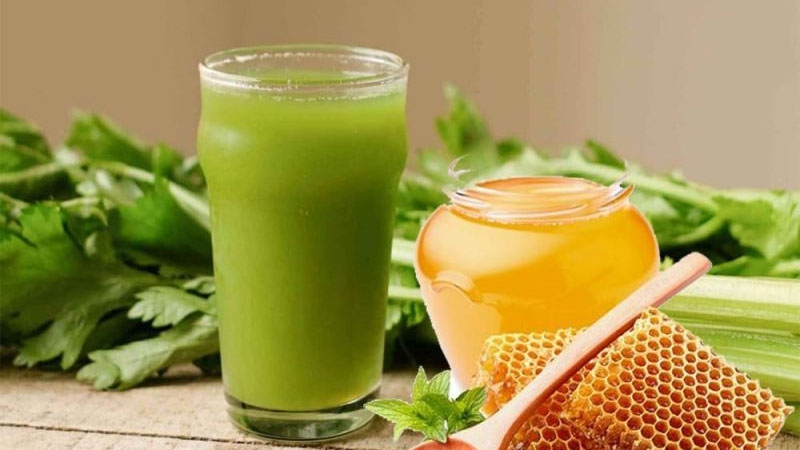 Cách sử dụng bột cần tây mật ong đúng chuẩn