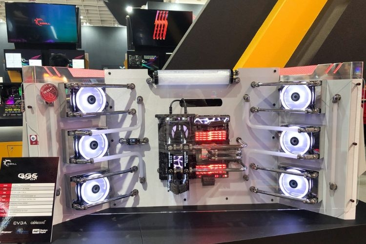 build-pc-khong-can-case (6).jpg