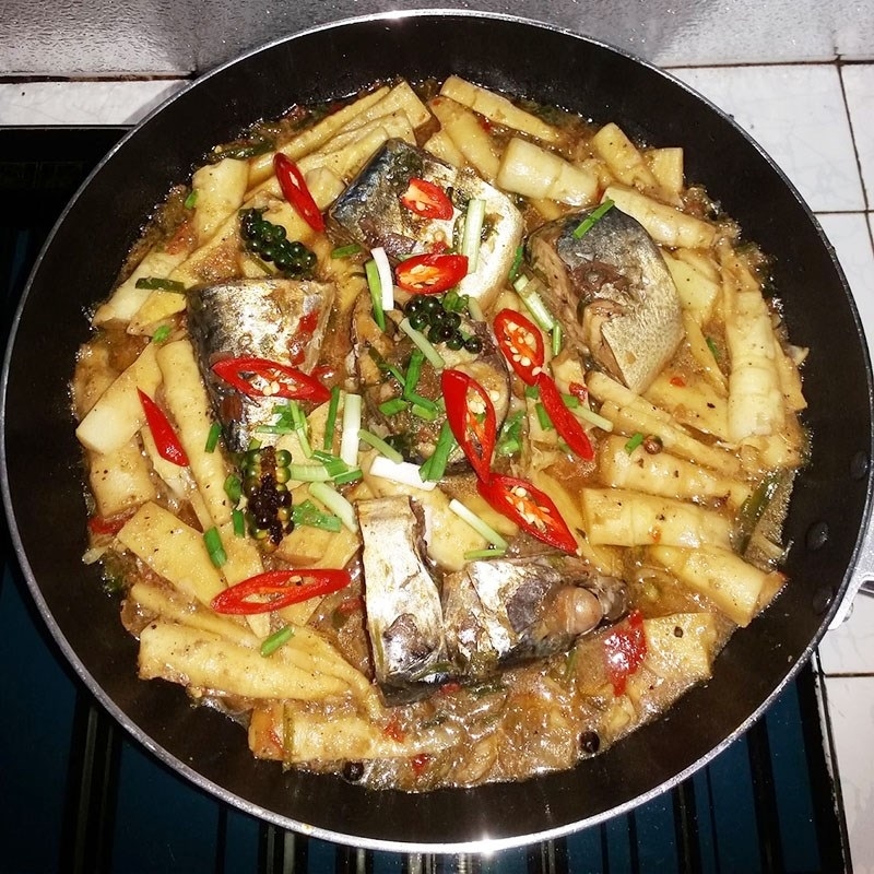 cá bạc má kho măng 5