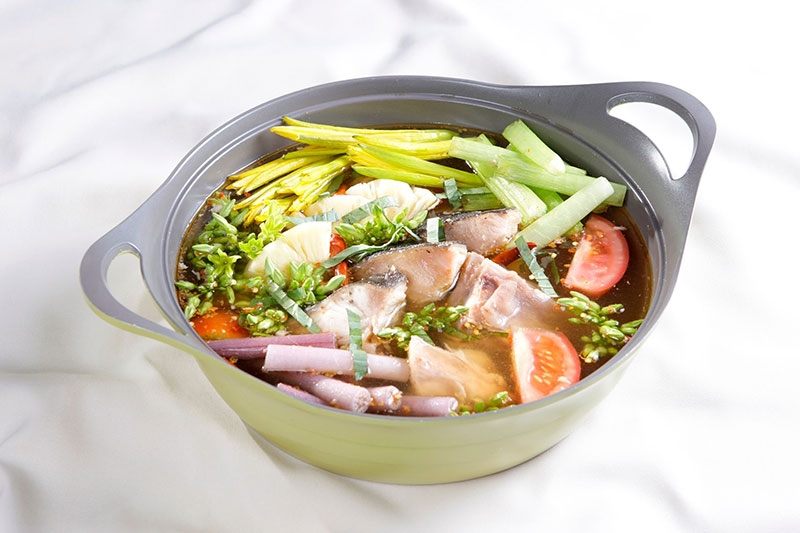 cá bò nấu canh chua 1