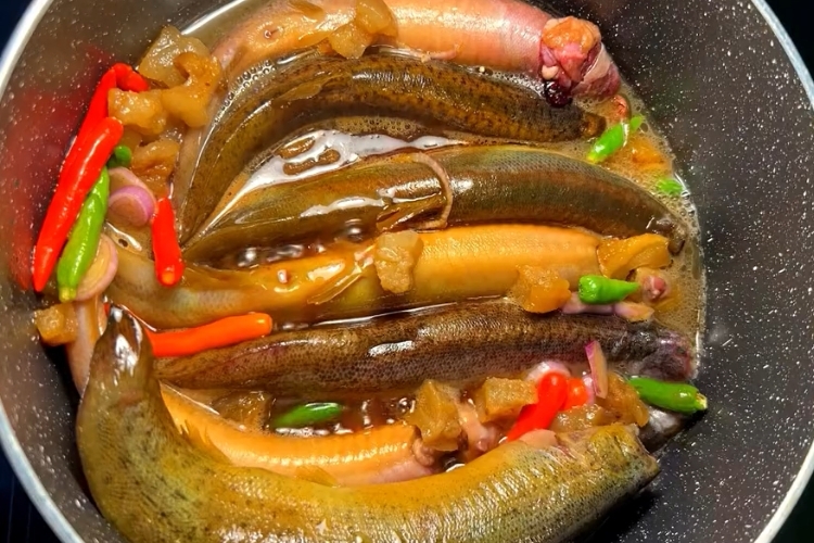 cá chạch kho tiêu 4