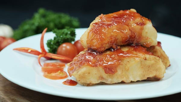 cá chẽm chiên giòn sốt mật ong 5