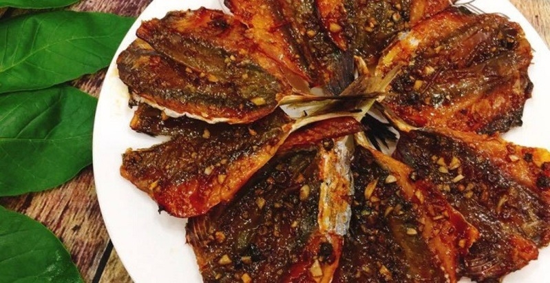 Cá chỉ vàng 1 nắng 5