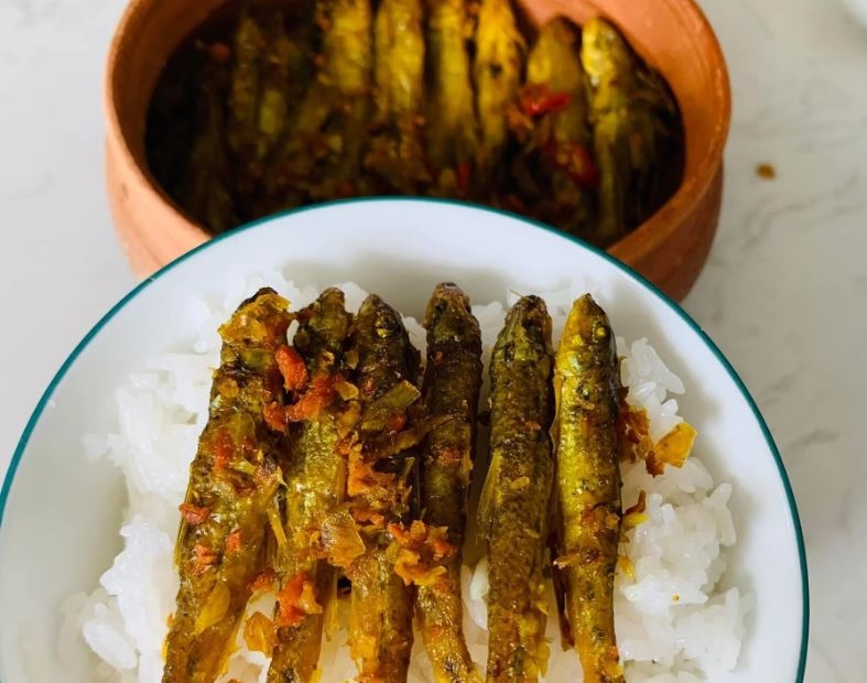 Cá còm kho nghệ 5