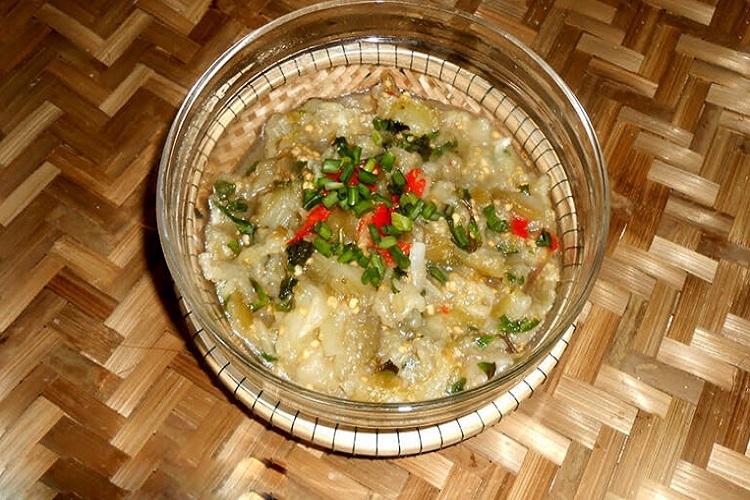 Hướng dẫn cách làm cà dĩa um thịt thơm ngon, đơn giản, đậm đà hương vị quê nhà