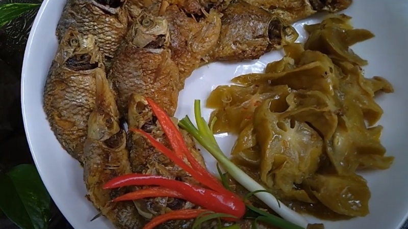 Cách làm cá diếc kho khế thịt ba chỉ 5