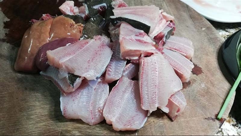 Cá đuối chiên nước mắm 2