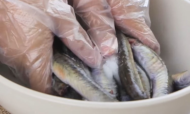 Cá kèo chiên giòn (Hình 2)