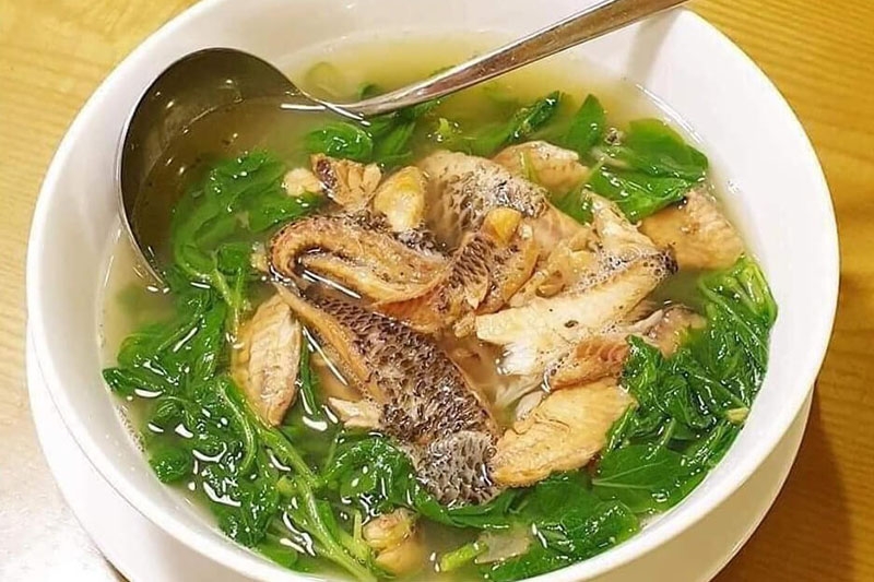 Cá nấu canh có nên rán không? (hình 10)