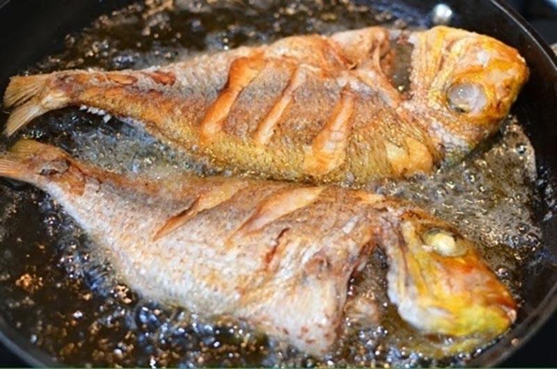 Cá nấu canh có nên rán không? (hình 2)