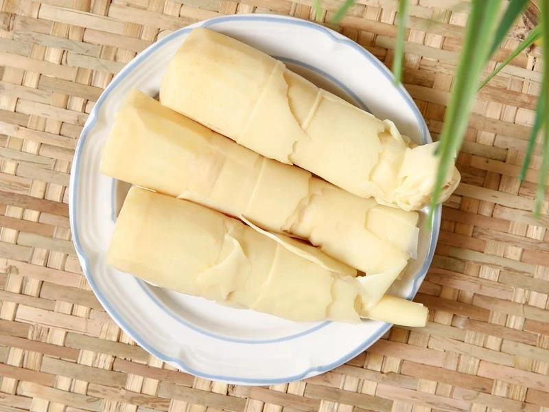Cá ngừ kho măng 3