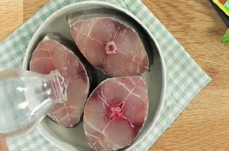 cá thu kho củ cải 3