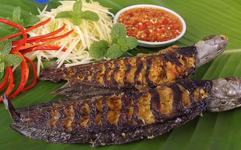 cá trê chiên mắm gừng 5