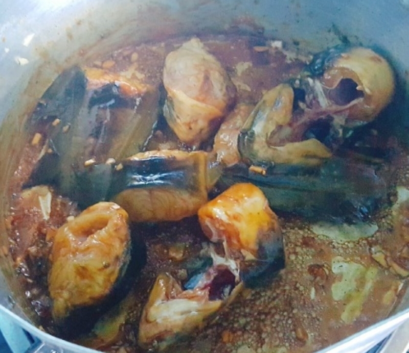 cá trê kho dưa chua (hình 7)