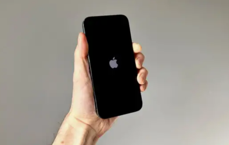 Các lỗi thường gặp trên iPhone 16 Pro Max cũ - hình 1