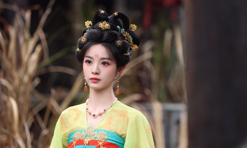 Tử dạ quy (Moonlit Reunion, 2025)