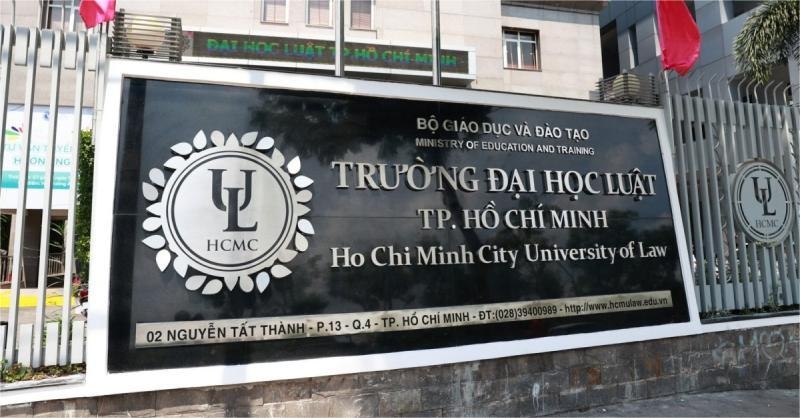 dai hoc luat tphcm