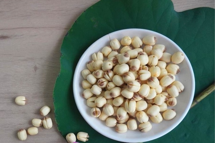 Cách bảo quản hạt sen tươi trong tủ lạnh không bị thâm hiệu quả, giữ màu trắng và độ tươi lâu