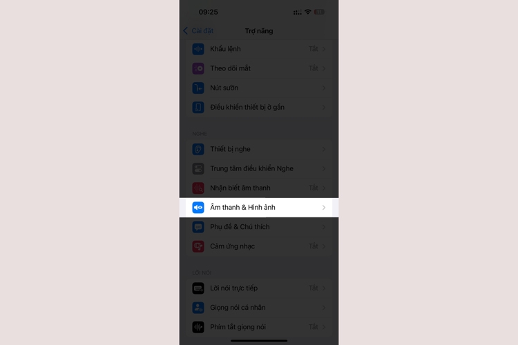 Cách bật lại thanh âm lượng trên màn hình khóa iPhone trên iOS 18 - hình 1