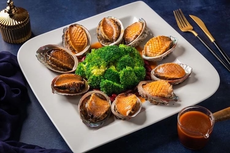 Cách chế biến bào ngư ngon, đơn giản tại nhà với 10 món bổ dưỡng dễ thực hiện