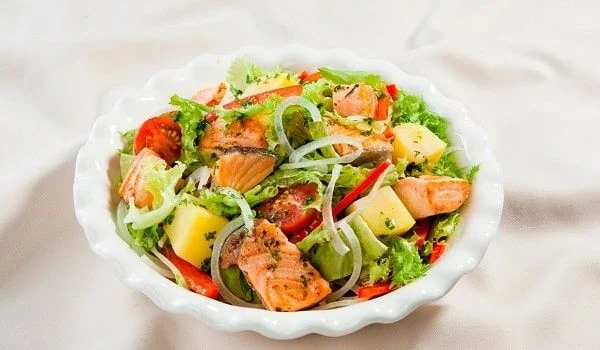 che bien salad ca hoi