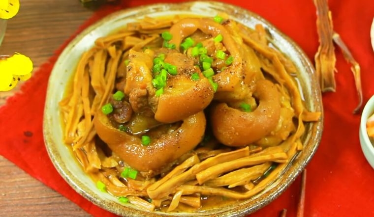 cách chế biến măng khô 3