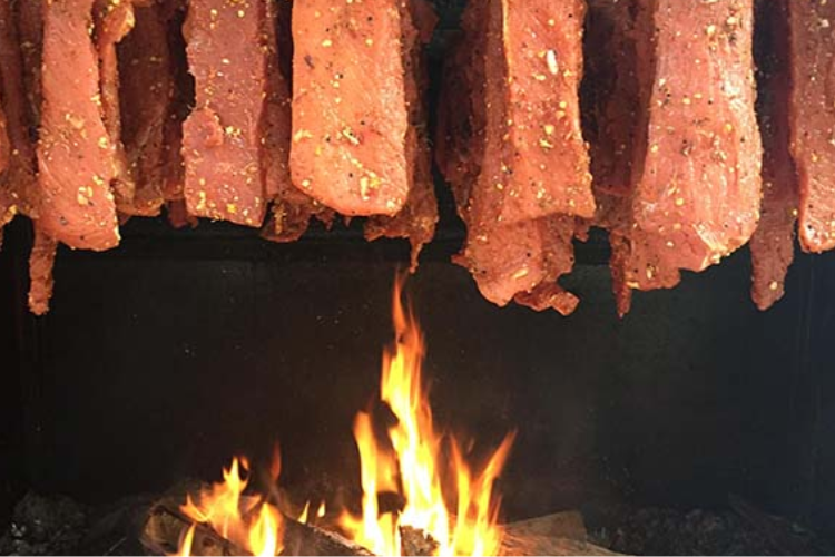 cách chế biến thịt hun khói tây bắc 1