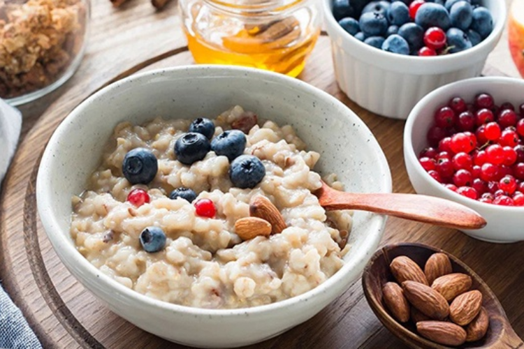 cách chế biến yến mạch ăn liền 3