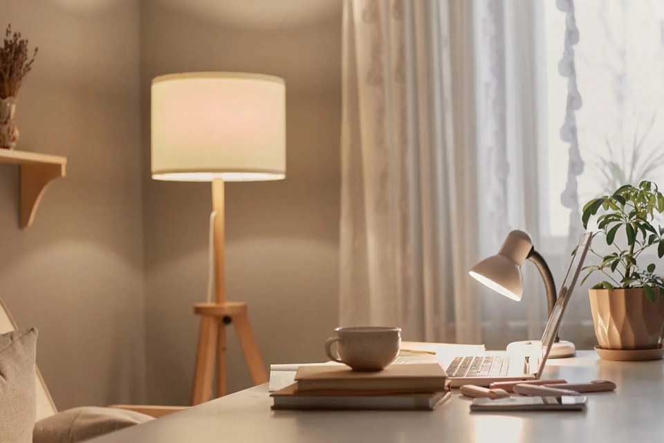 Bật mí cách chọn đèn học để bàn giúp bảo vệ thị lực và phòng chống cận thị hiệu quả