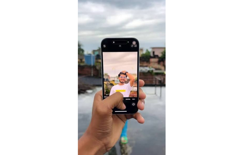 Cách chụp ảnh chân dung đẹp trên iPhone 16 hình 6