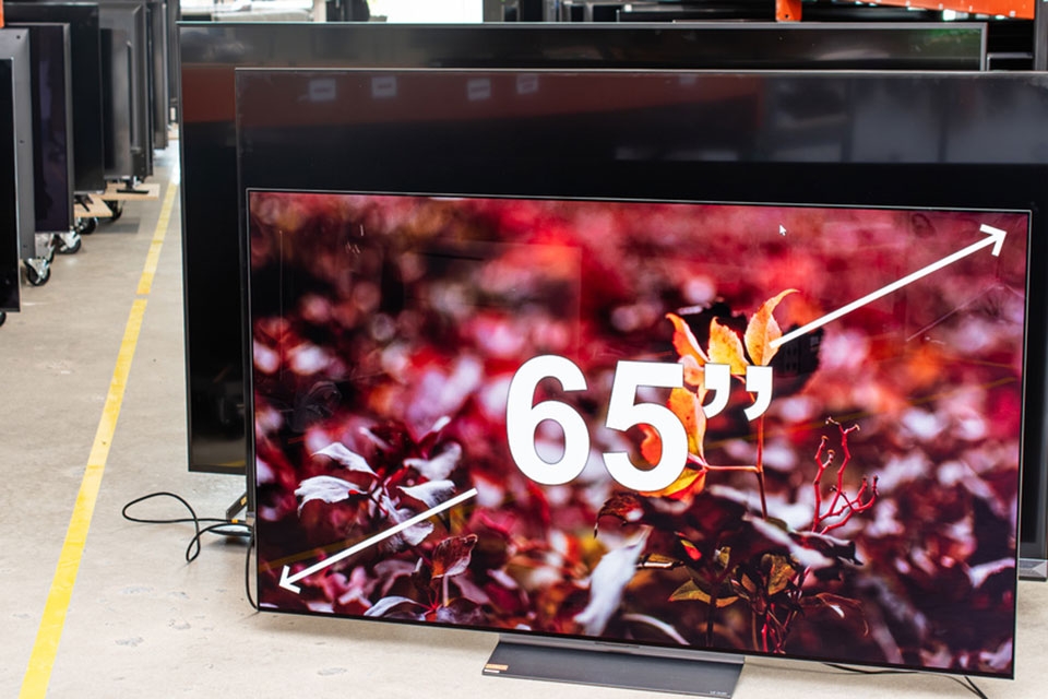 Khám phá ngay cách tính inch cho tivi chuẩn chuyên gia để không bị lãng phí tiền bạc