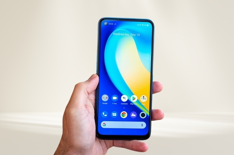 Cách đưa ứng dụng ra màn hình điện thoại Realme 1