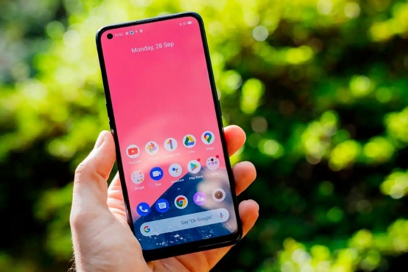 Cách đưa ứng dụng ra màn hình điện thoại Realme 6