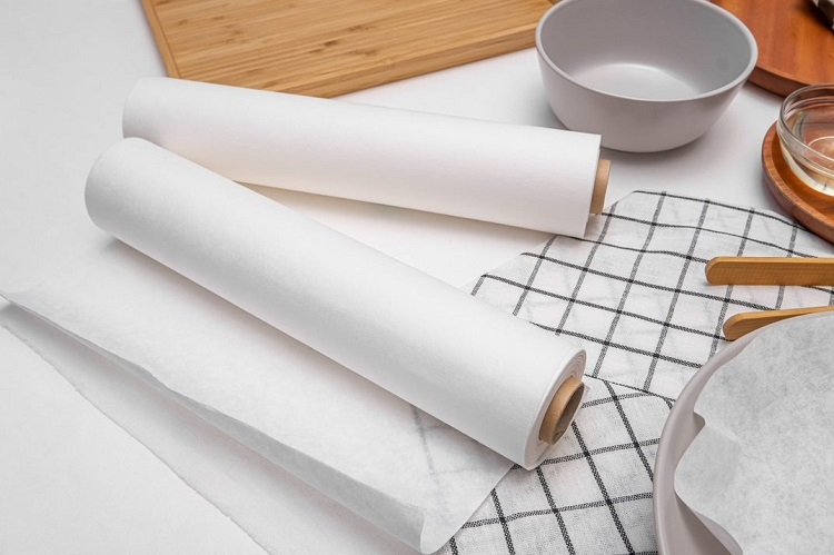 Cách dùng giấy thấm dầu cho nồi chiên không dầu (Hình 2)