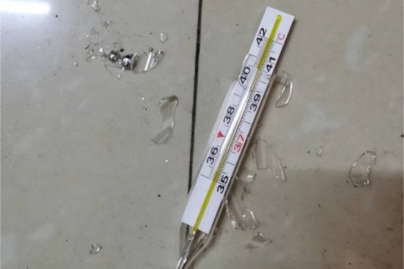 cách dùng nhiệt kế 6